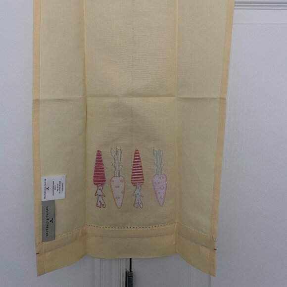 Winter Sale!! MacKenzie Childs Tea Towel "Egg Hunt" - Picture 3 of 4